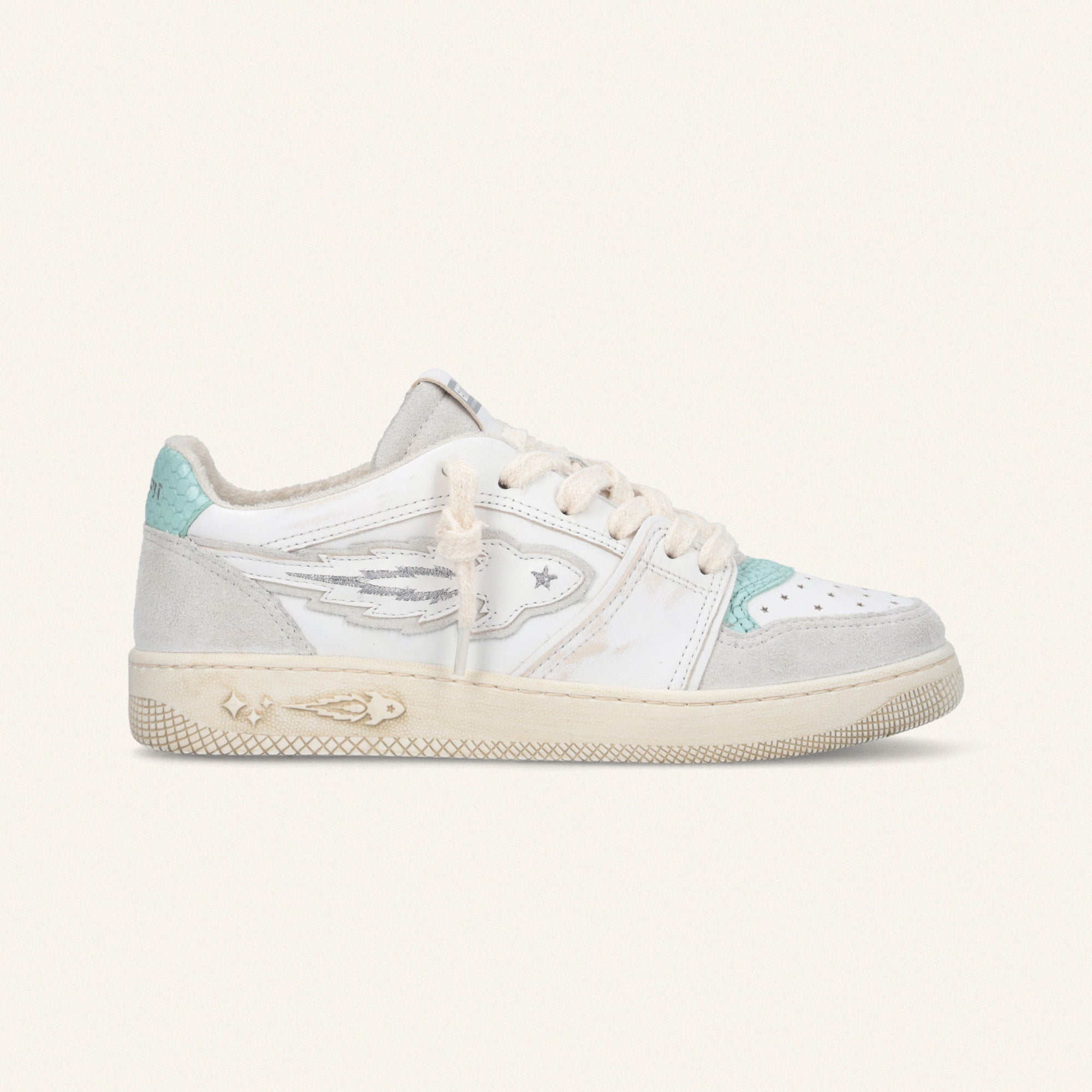 Entjpn Egg Rocket – woman leather sneakers with aquamarine inserts