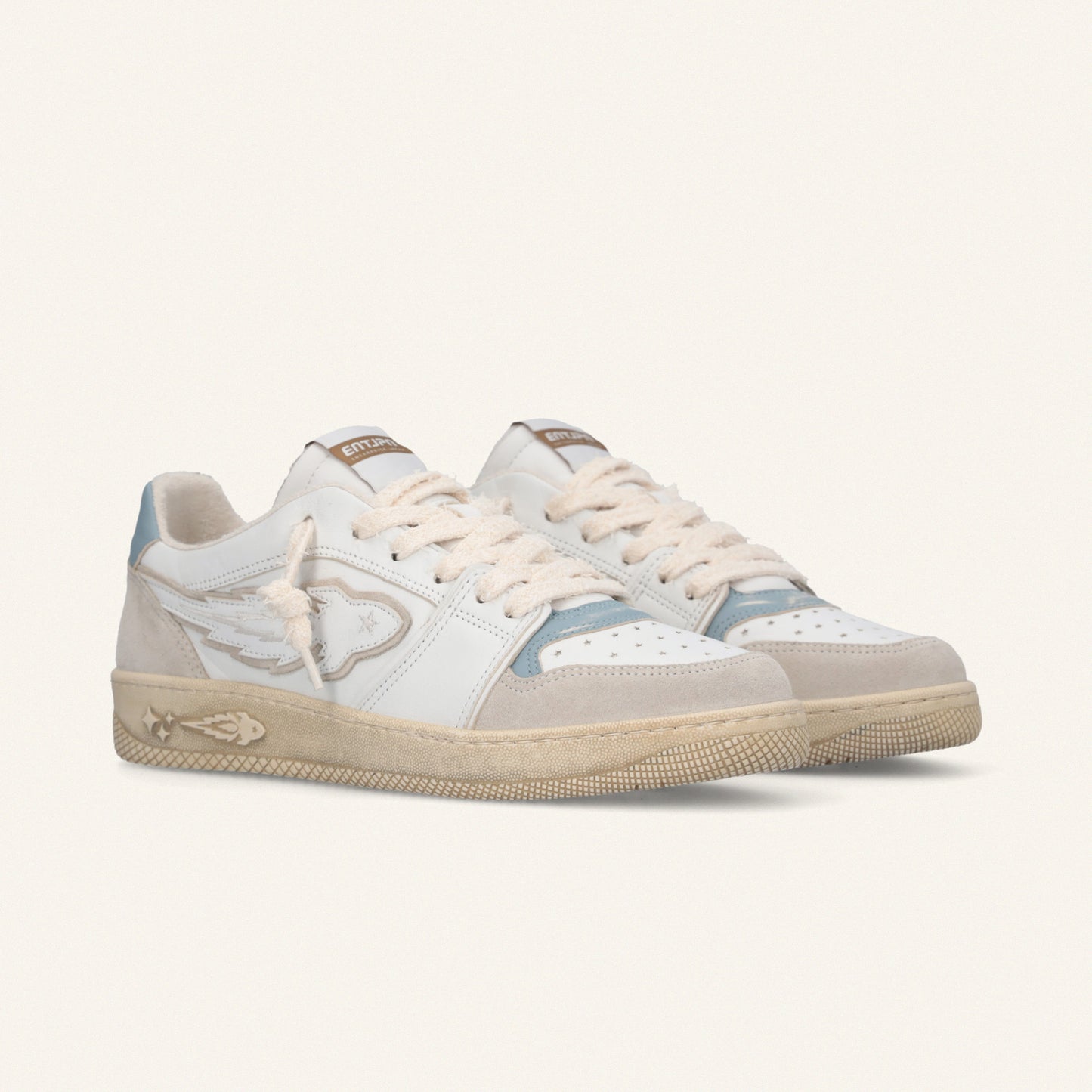 Entjpn Egg Rocket – leather sneakers with light blue inserts