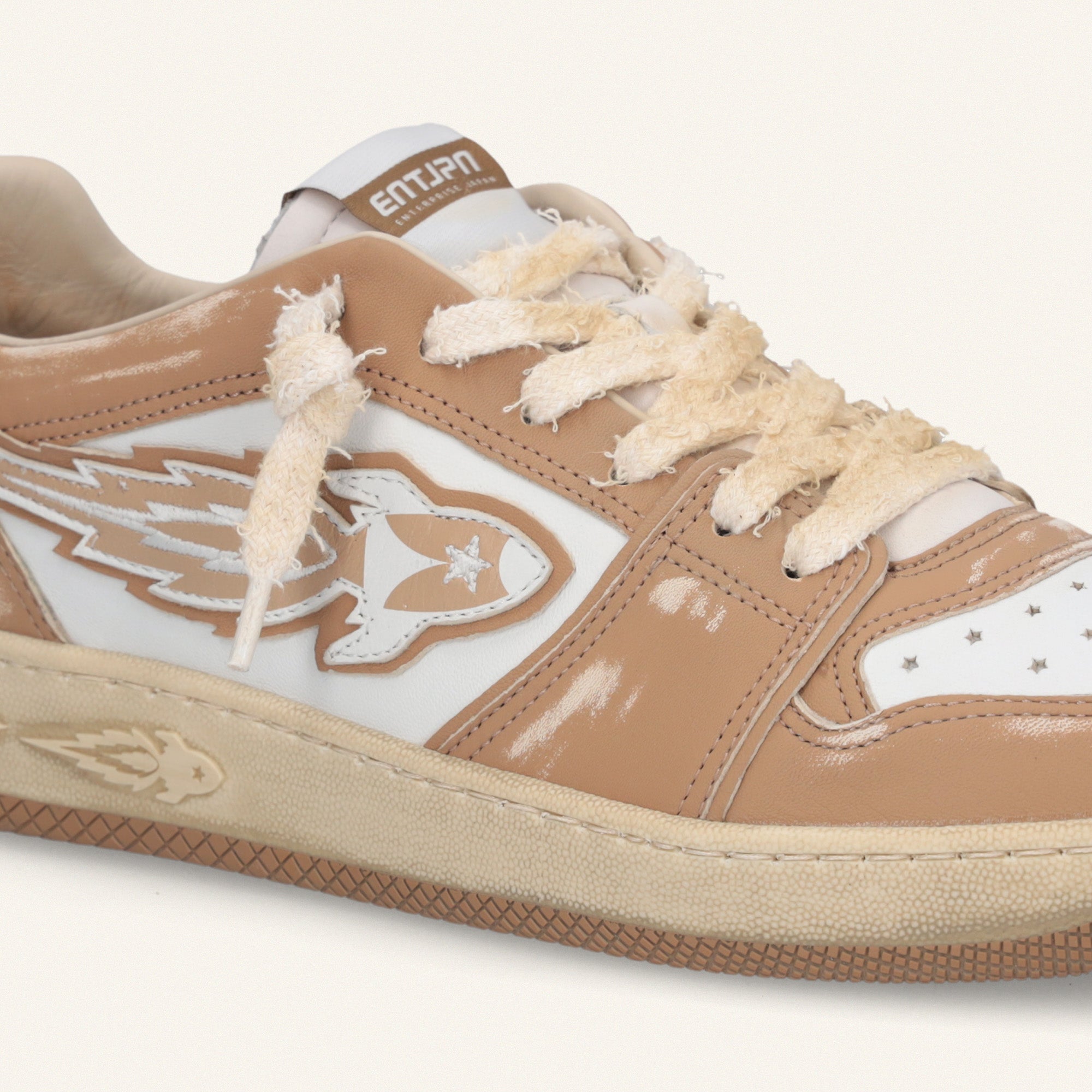 Entjpn Egg Rocket - sneakers vintage in pelle bianche e color camel