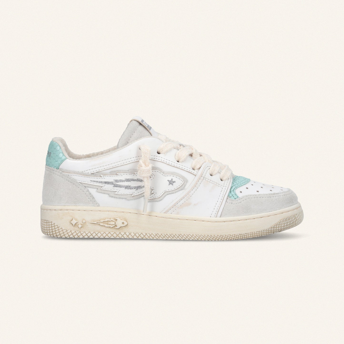 Entjpn Egg Rocket – woman leather sneakers with aquamarine inserts