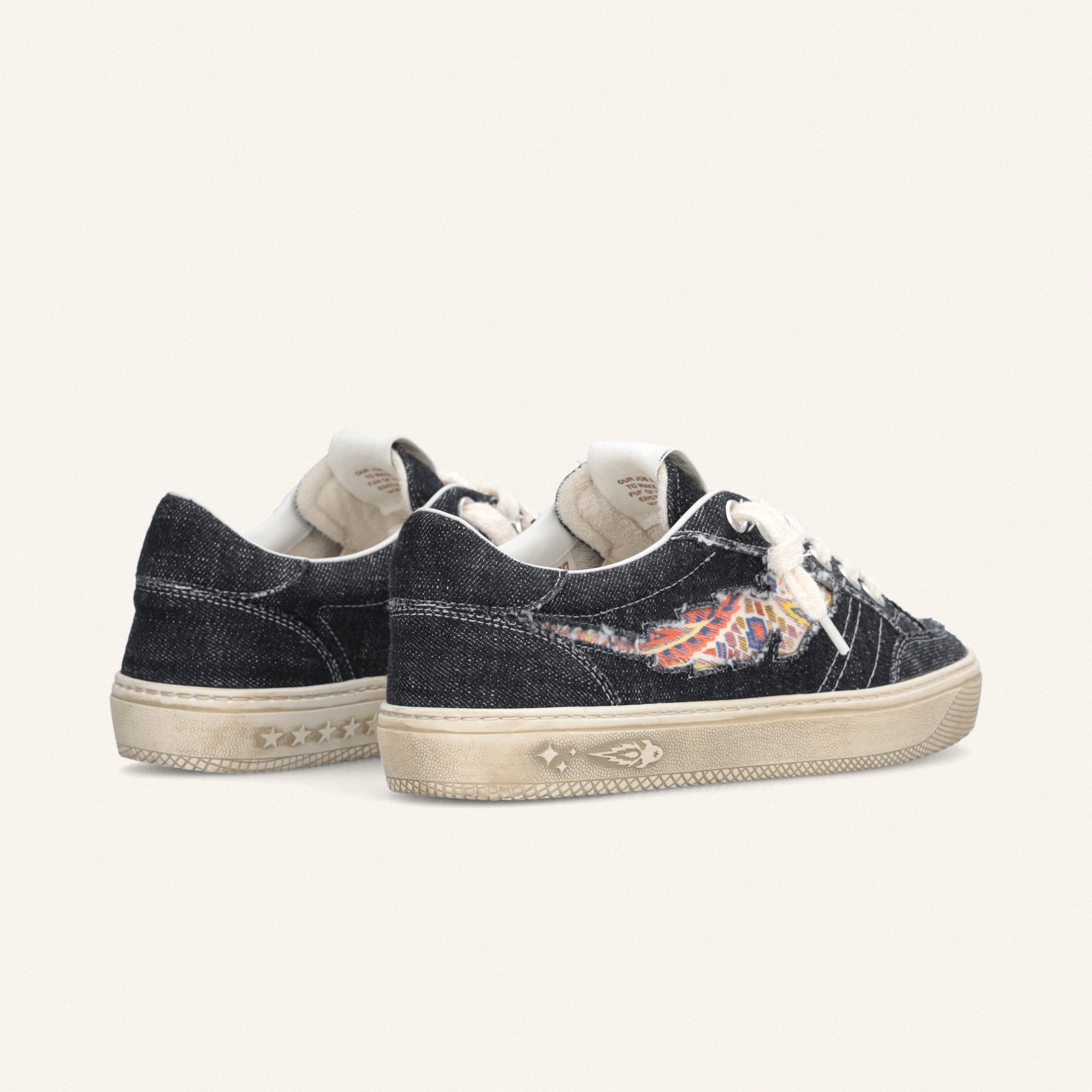 ENTJPN Jupiter Rocket Upcycling – Denim sneakers with Furoshiki