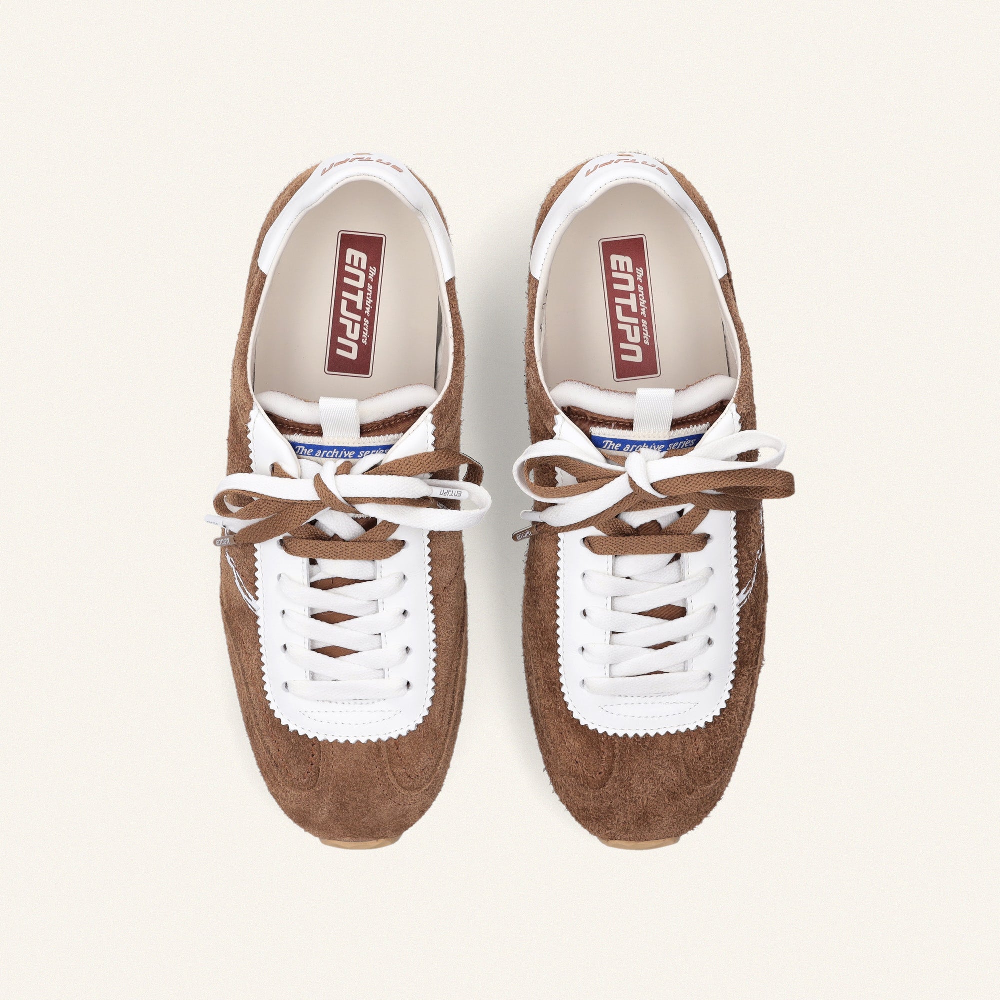 ENTJPN 61 - sneakers in pelle scamosciata marrone