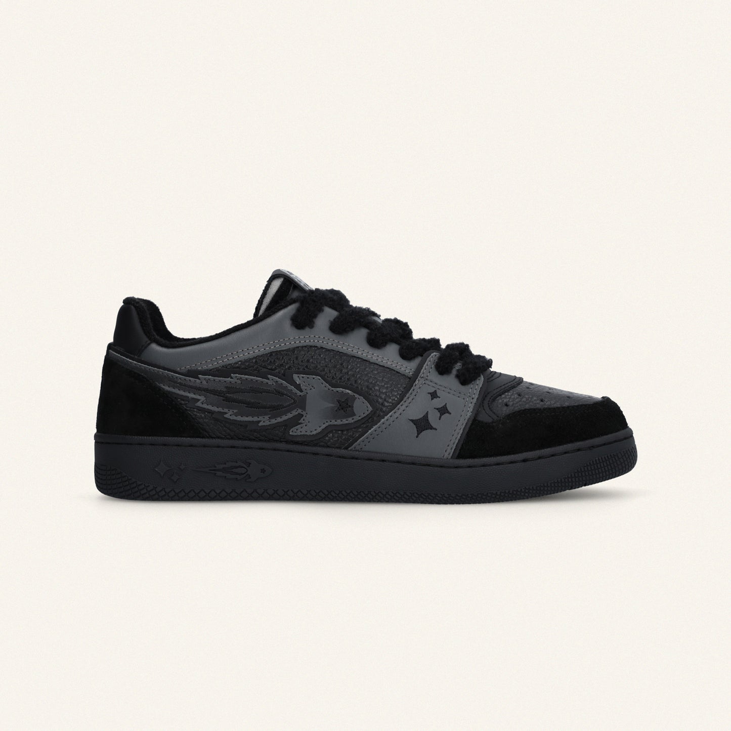 EJ EGG ROCKET BLACK SNEAKERS