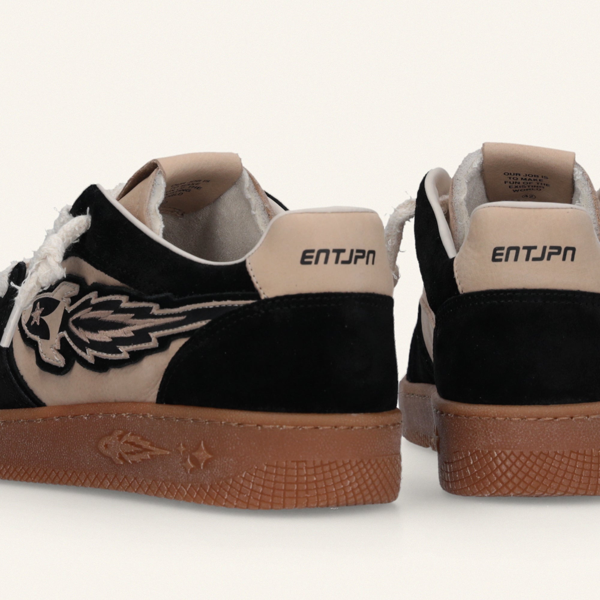 Sneakers ENTJPN EGG Rocket in pelle – Stile Streetwear Made in