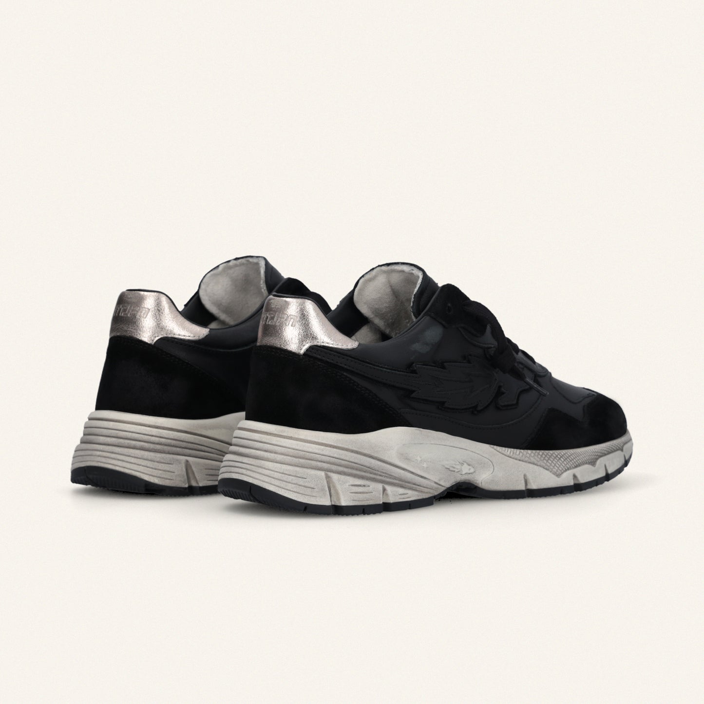 ENTJPN Run Rocket – man vintage black sneakers