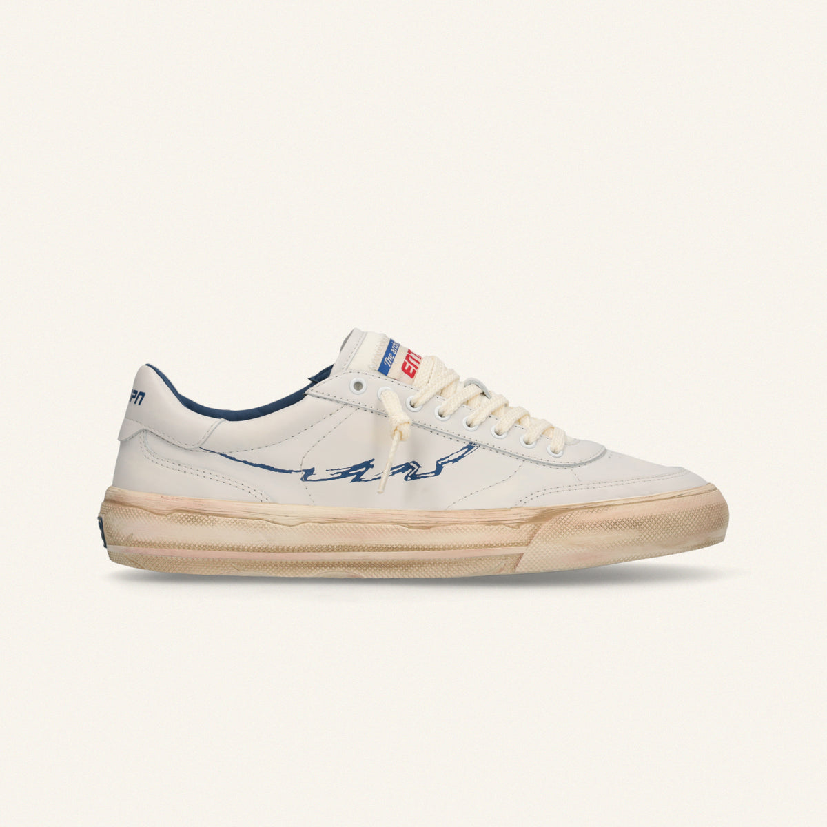ENTJPN 75 – Sneaker in pelle bianca con dettagli blu