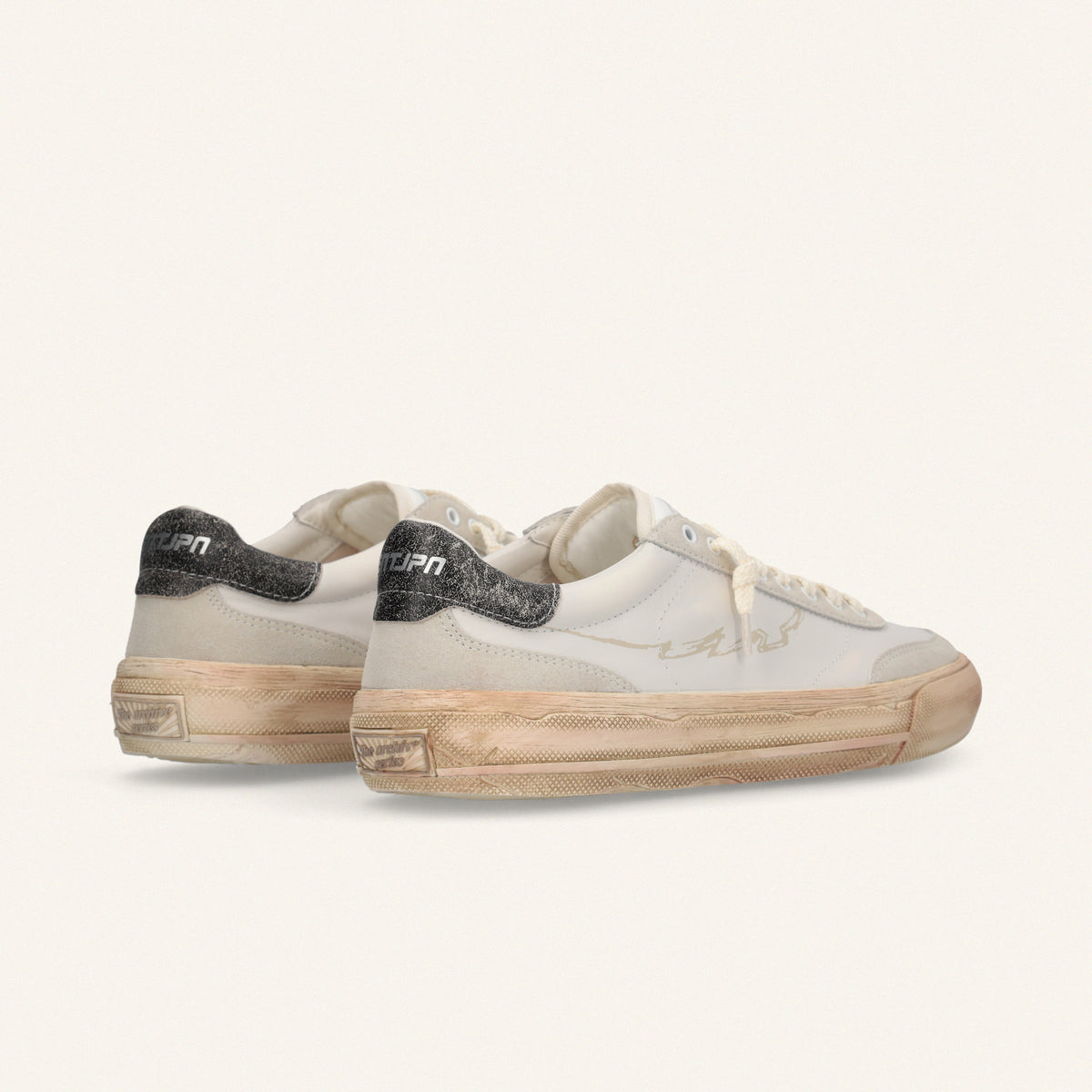 ENTJPN 75 – white leather sneakers with taupe suede details